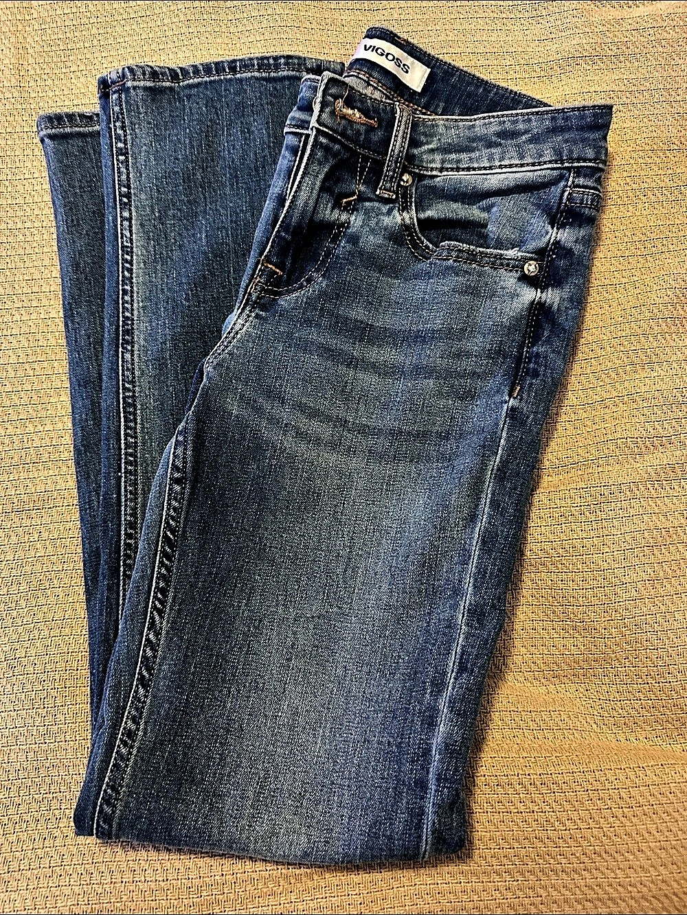 Vigoss Marley Straight Skinny Jeans in Blue Waist 24. NWOT